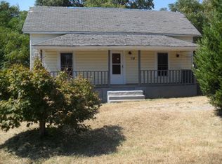 718 S Madison St, Lincolnton, NC 28092