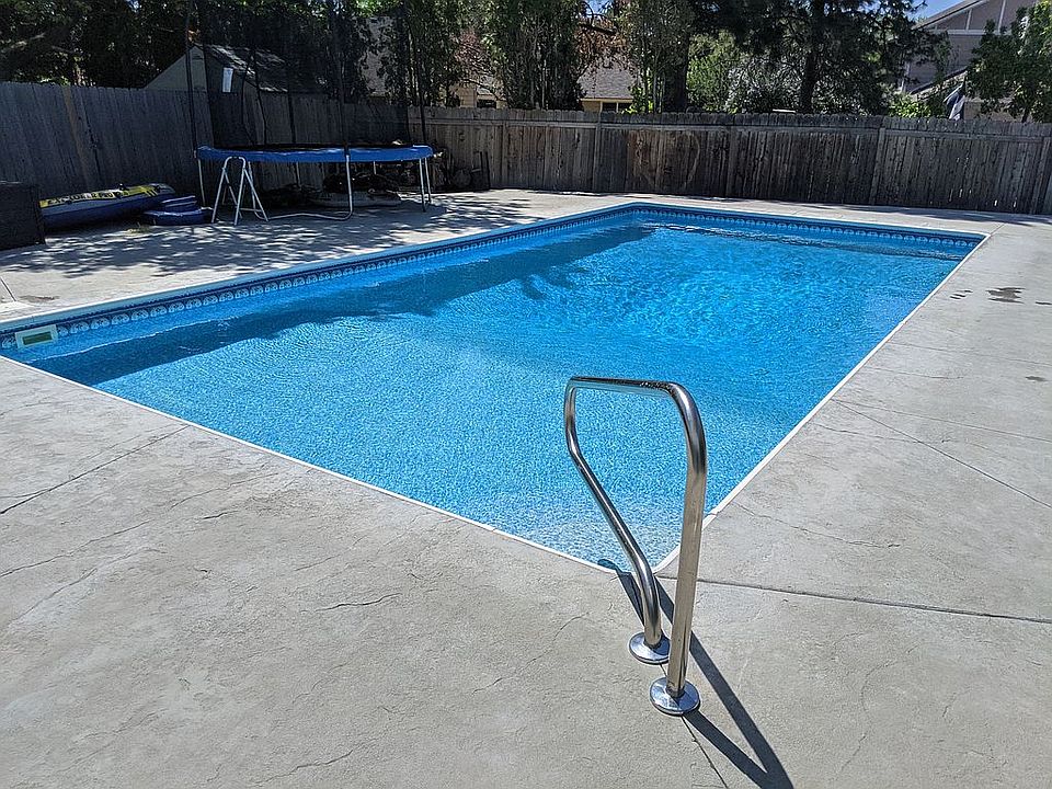 2nd image of 4755 S Cochees Ave