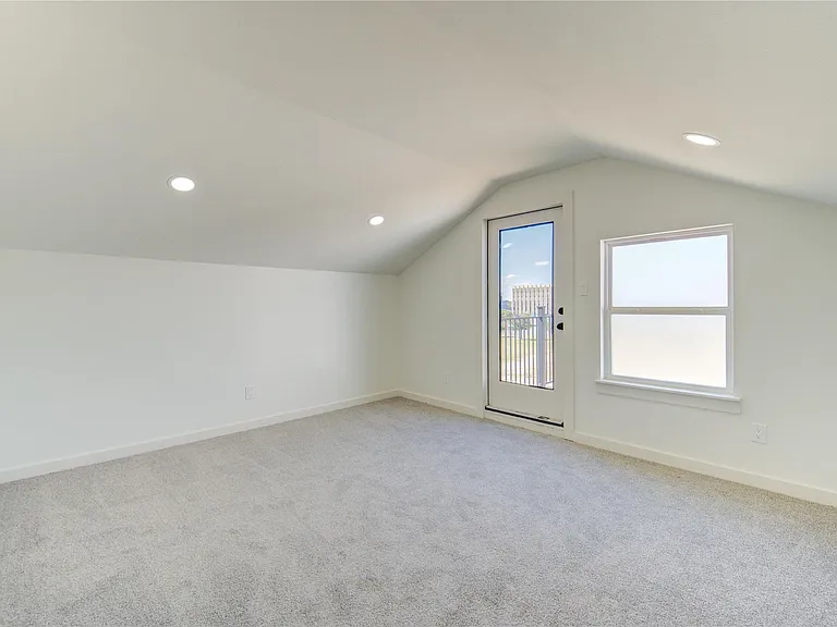 2928 El Fenice Ln — Photo 6