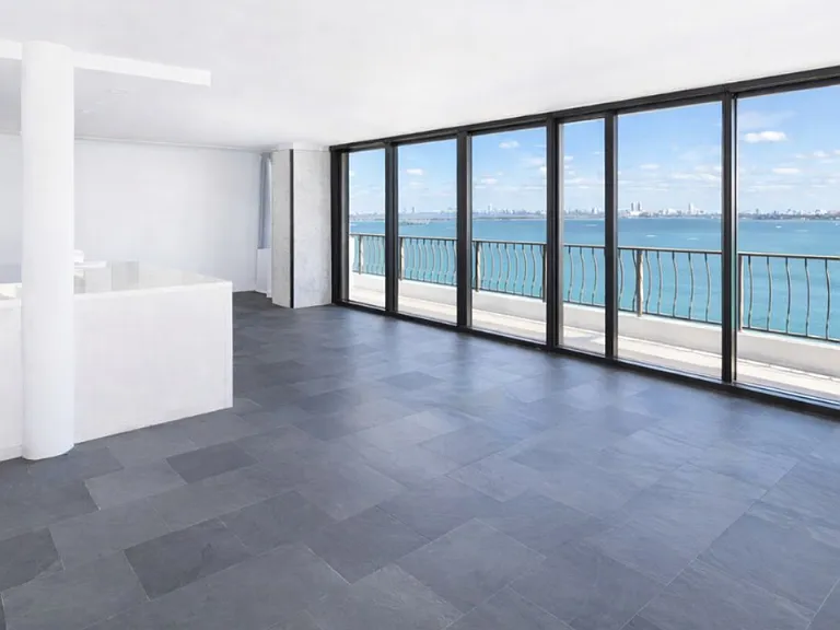 555 NE 15th St #20A — Photo 17