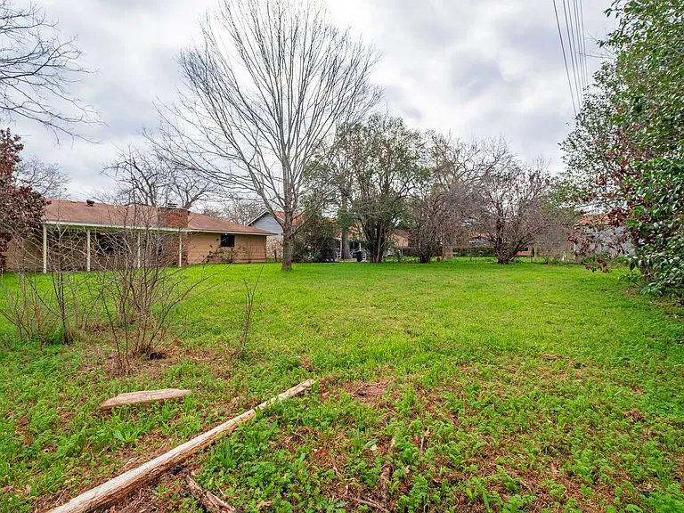 5404 Salem Hill Dr — Photo 22