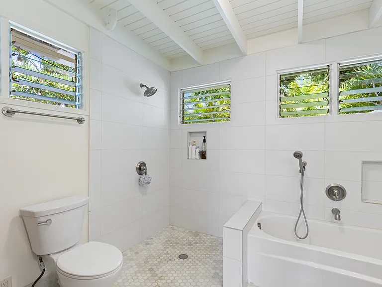 678D Kihapai St #A — Photo 6