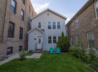 1748 W Superior St #1, Chicago, IL 60622