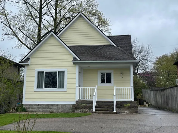 5611 Putnam Dr, West Bloomfield, MI 48323