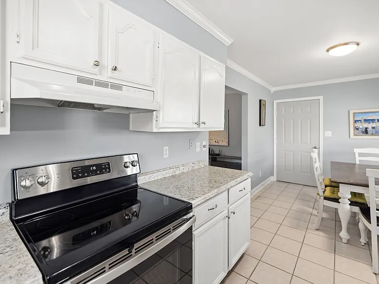 31 Bay Walk Ct — Photo 32