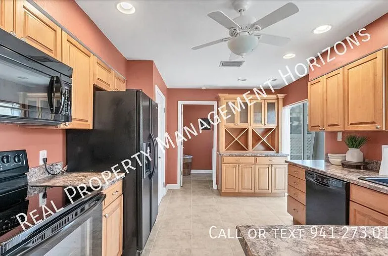 3613 57th Avenue Dr W — Photo 10