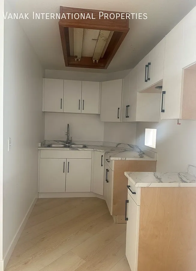 Fully Renovated 2-Bedroom Suite in Central Chilliwack — Photo 3