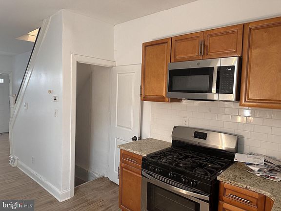 4th image of 5441 Spring St