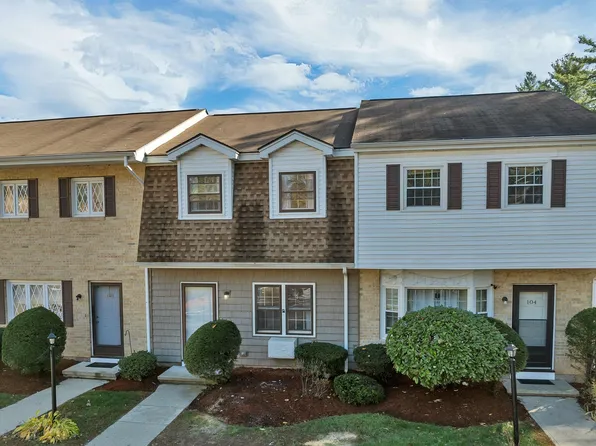 106 Golfview Drive, Manchester, NH 03102