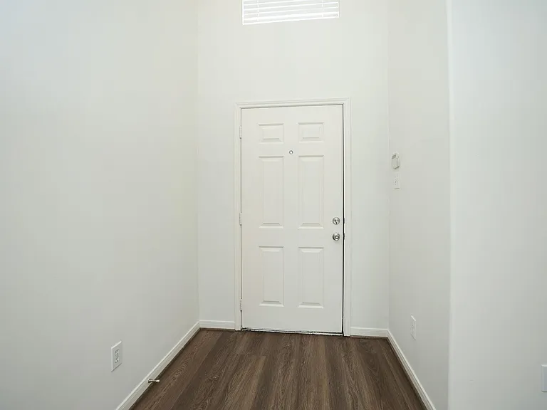 5007 Creekbridge Ct — Photo 6