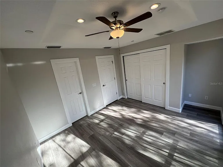 7350 Black Walnut Way — Photo 30