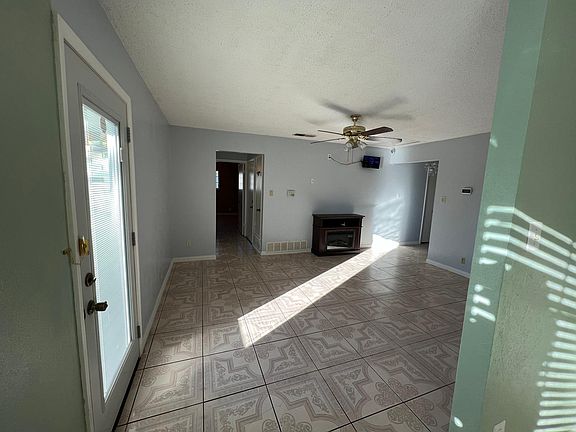 5th image of 1441 Eastern Heights Dr
