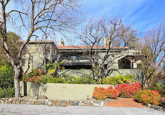 2nd image of 50 La Loma Dr