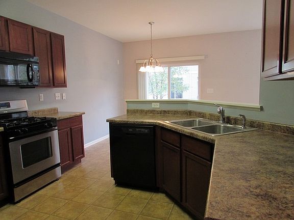 5th image of 612 Buckboard Ln #612