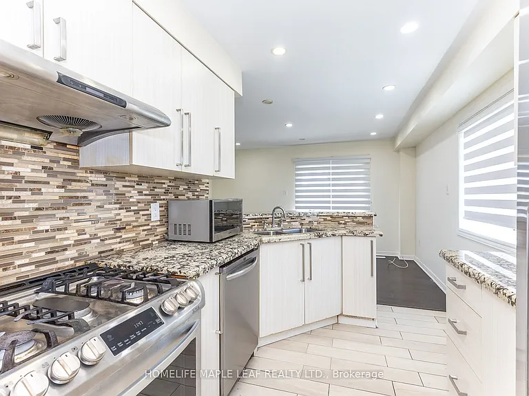45 Bristol Rd E #10 — Photo 10