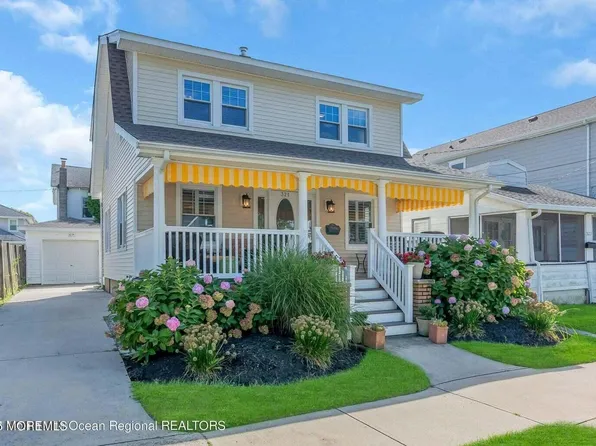 321 14th Ave, Belmar, NJ 07719