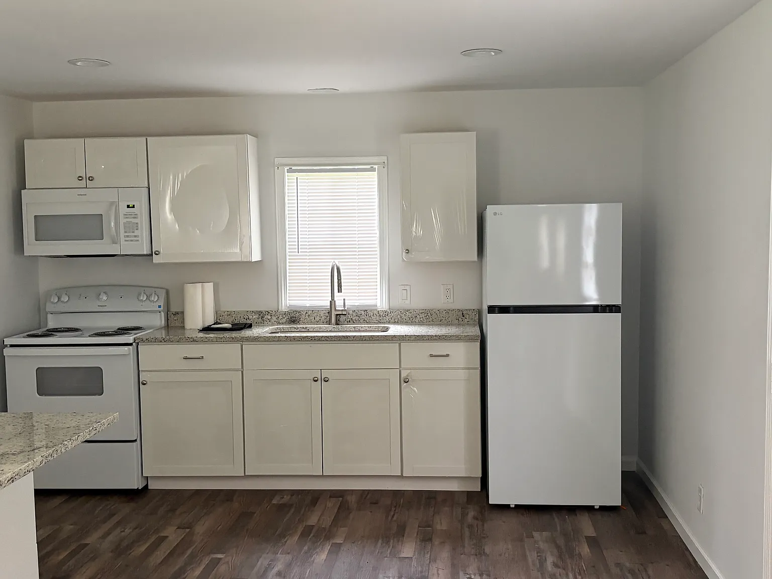 175 Morgan Rd — Photo 1