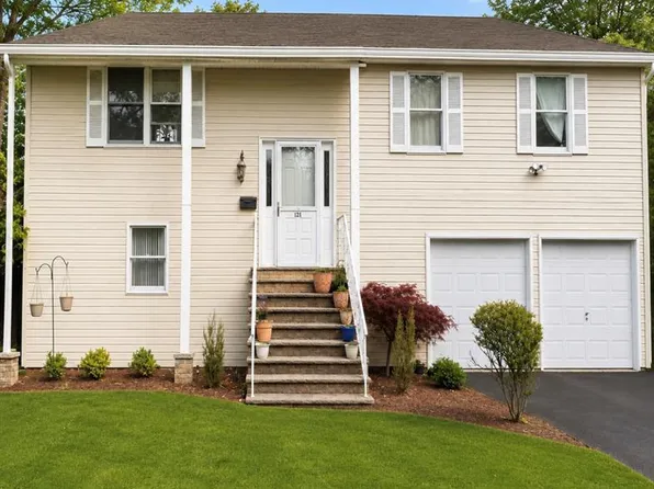 121 Wood St, Englewood, NJ 07631