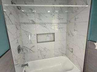 17 E Somerset St #3B, Raritan, NJ 08869