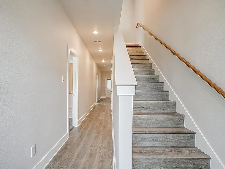 2341 Benbrook Blvd — Photo 3