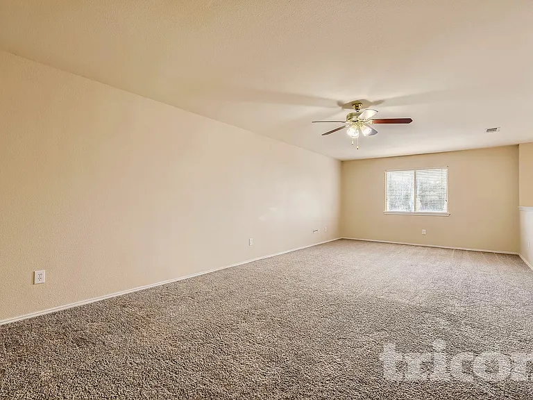 13 Monticello Ct — Photo 6