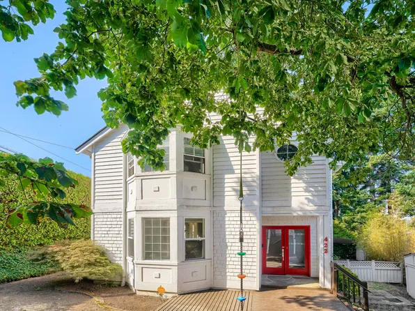 422 W Raye St, Seattle, WA 98119