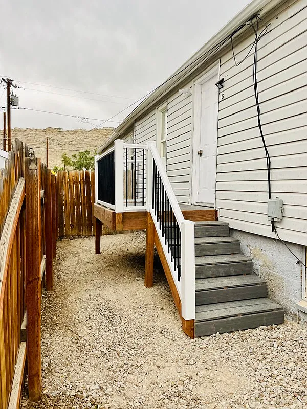 2 bed, 1.0 bath, 768 sqft, $800 — Photo 3