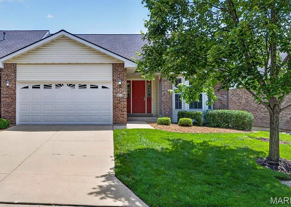 1st image of 922 Penny Ln