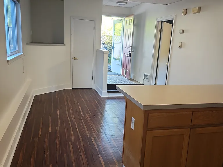 9527 1st Ave NW #B — Photo 16