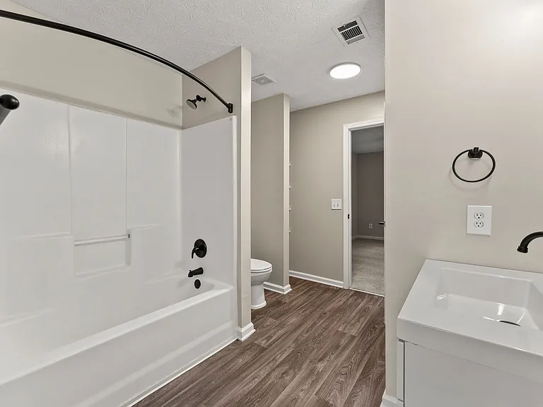 Brookwood Townhomes — Photo 12