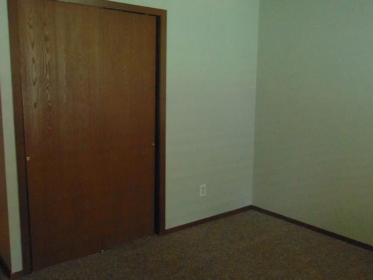 831 Coronado Ave — Photo 8