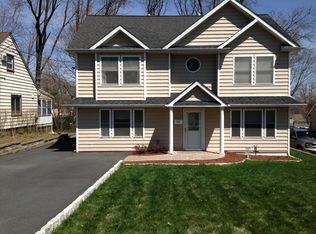 58 Sunrise Ter, Cedar Grove, NJ 07009