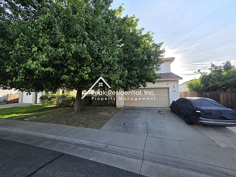 9783 Cervelli Way — Photo 1