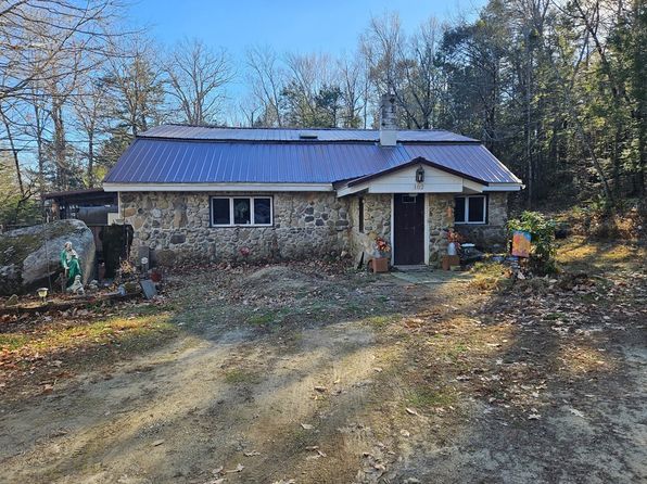 182 Hemlock Ln, Barrington, NH 03825