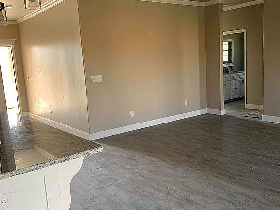 3rd image of 23 Living Way Ln
