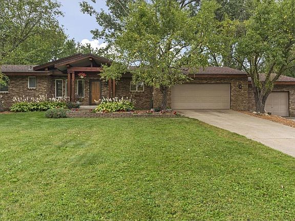 2nd image of 15109 Scenic Dr