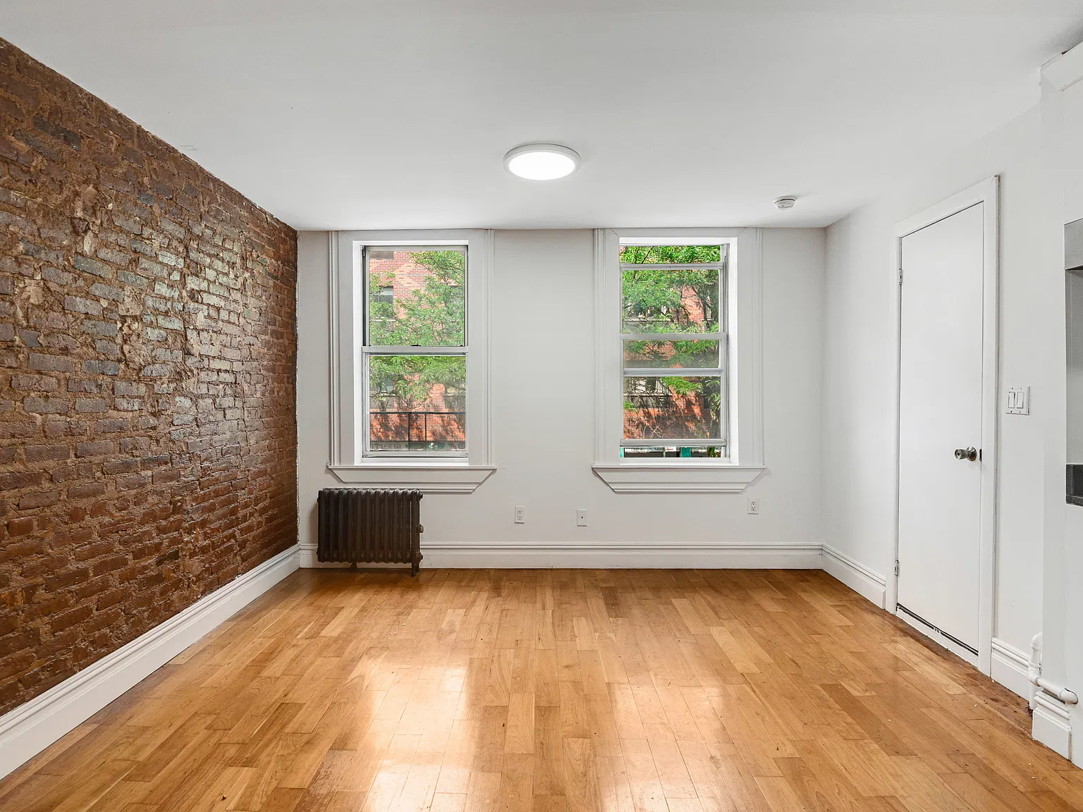 150 East 3rd Street — Photo 3