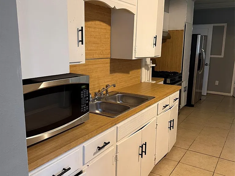 328 Garland St — Photo 5