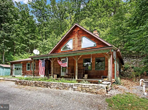 7110 Furnace Rd, Waynesboro, PA 17268