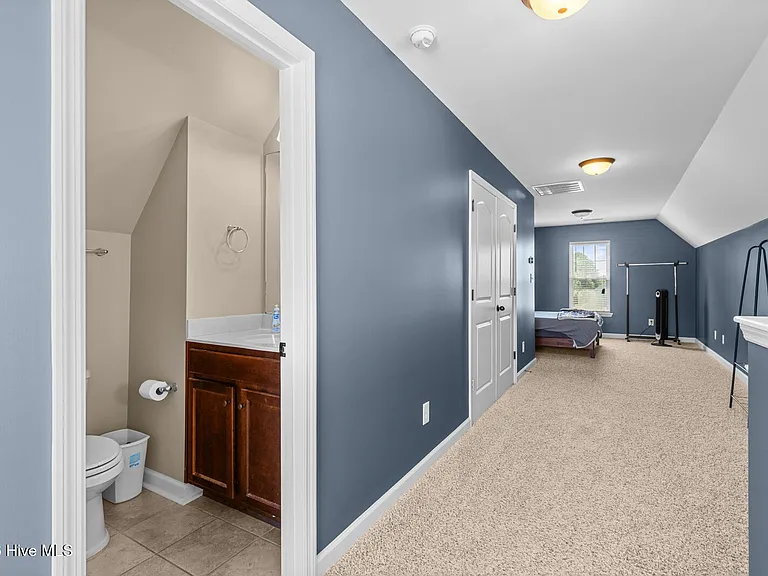 260 Breakwater Dr — Photo 31