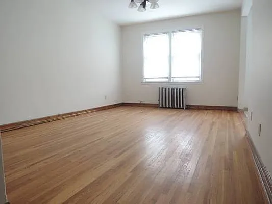Rented by NYLA Realty | media 2