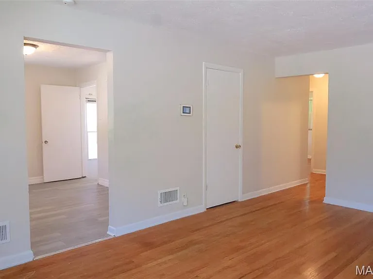 4300 Begg Blvd — Photo 2