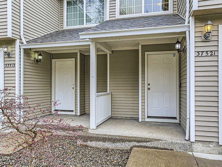 37519 Reich Ct #1 — Photo 3
