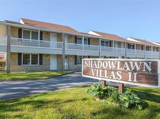 598 Pinewood Dr APT 104, Virginia Beach, VA 23451