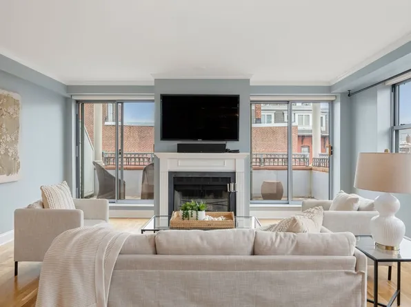 44 Prince St APT 514, Boston, MA 02113