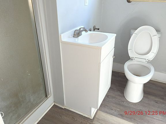 4th image of 349 W 29th St