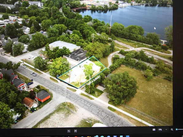 811 Lake Ave, Traverse City, MI 49684