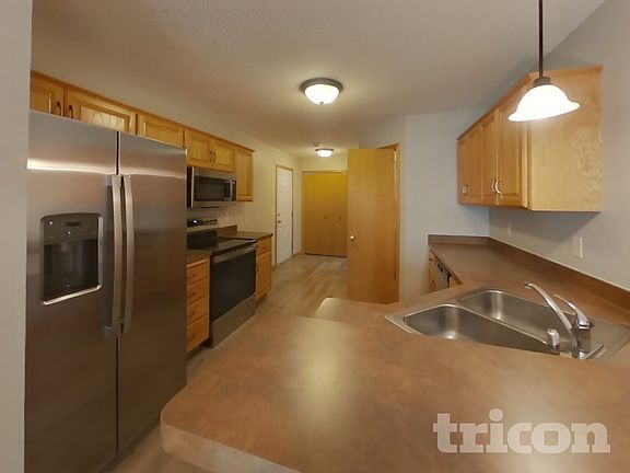 5th image of 10082 179th Ln NW