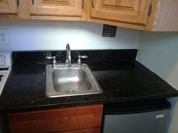 5th image of 1021 Arlington Blvd #211