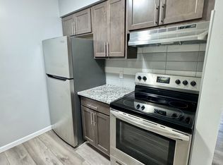 1250 E West Maple Rd APT 7, Walled Lake, MI 48390